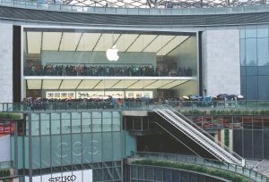 Apple может вывести до 30% мощностей из Китая