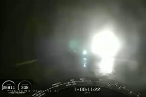 Центральный блок Falcon Heavy снова разбился