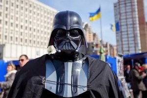 ( возрождение легенды ) На Украине в депутаты вновь рвется Дарт Вейдер