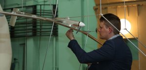 В ЦАГИ испытали беспилотник "псевдо-спутник" на солнечной энергии