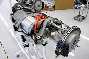Vesta против Tesla. Российский электродвигатель всех удивил?