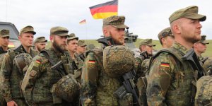 "Мы хотим, чтобы наземные войска ФРГ..... "   США призвали Германию отправить наземные войска в Сирию