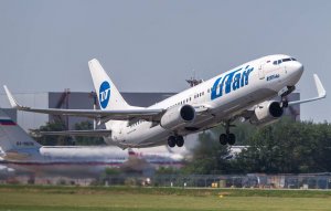 Аварийный борт UTair благополучно совершил экстренную посадку во Внуково