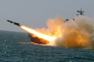 Модернизированный МРК ТОФ "Смерч" уничтожил "вражеский" корабль