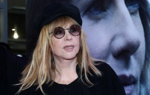 Алла Пугачева подарила песню Сергею Шнурову