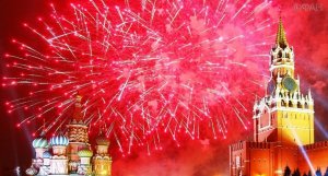 Эстония выразила протест России из-за салюта в честь освобождения Таллина (В ГД ответили на протест МИД Эстонии)