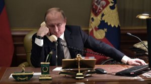 Путин впервые поговорил с Зеленским