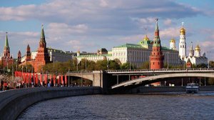 США и Британия готовят фейки об окружении Путина, сообщил источник
