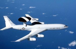 Американский «летающий радар» загорелся в воздухе