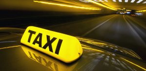 За неделю в Санкт-Петербурге оштрафовали 84 таксиста. Троих хотят выдворить из России