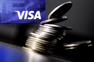 Деньги на оборот. Visa понизит ряд межбанковских комиссий за оплату картой.