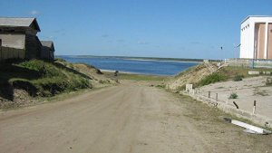 В Якутии задержали журналистов, снимавших сюжет о плохих дорогах