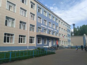 При замене окон в Кировском авиатехникуме был нанесен ущерб областному бюджету