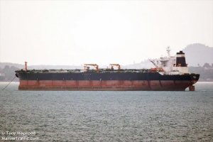 В Ормузском проливе исчез нефтетанкер Riah