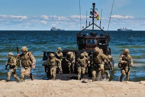 Эстонские ополченцы острова Сааремаа разгромили морской спецназ Британии