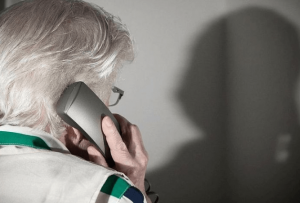 80-летняя жительница Пятигорска перечислила мошенникам 125 тысяч рублей