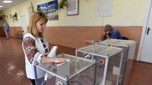 На Украине завершилось голосование на досрочных парламентских выборах