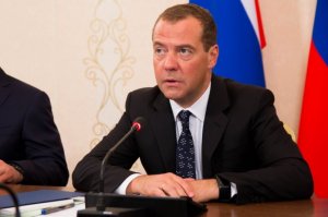 Новый спорный закон Медведева затронет многих россиян с 4 августа