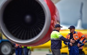 Во "Внуково" сел Boeing, вернувшийся в Москву из-за отказа двигателя
