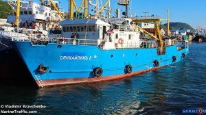 На задержанное в КНДР судно из России доставили продукты питания и воду