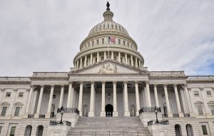 Конгрессмены США одобрили законопроект о продлении срока наступления потолка госдолга