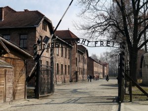 Польша направит Путину приглашение на годовщину освобождения Освенцима