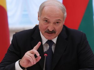 Лукашенко: Беларусь никогда и ни за какие деньги не станет рвать отношения с братской Россией