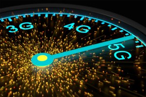 Huawei представила свой первый смартфон 5G для коммерческого использования.Официальный старт продаж запланирован на 16 августа.