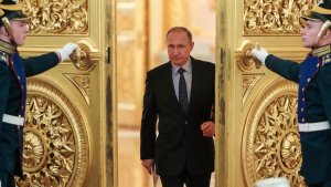 54% россиян хотели бы видеть Путина президентом и после 2024 года