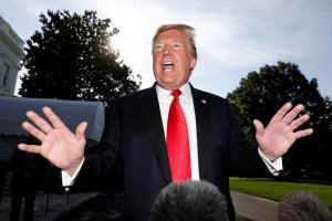 Трамп пообещал изучить ситуацию с заболеванием Навального после ареста