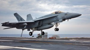 В Калифорнии разбился истребитель ВМС США