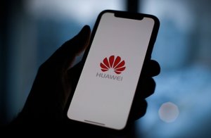 На смартфонах Huawei появится российская операционная система