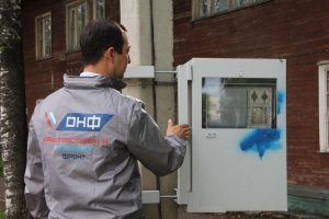 По инициативе ОНФ в Коми начали устанавливать предупреждающие знаки перед мобильными дорожными камерами