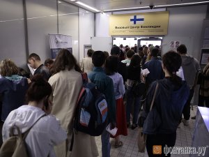 Успеть за 20 дней. Ради упрощенного шенгена петербуржцы пошли в атаку на финский визовый центр