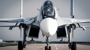 "...зависать и сбрасывать скорость, как вертолет"   (Раскрыты способности модернизированного истребителя «Супер Сухой»)