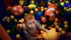Каждый четвертый ребенок в России живет за чертой бедности