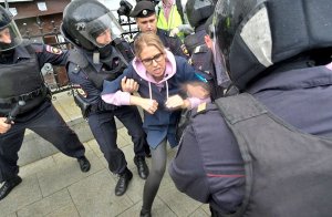 В отношении Соболь ведется расследование об отравлении детей в Москве