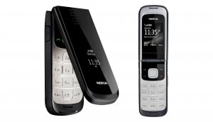Nokia взялась за «старое» – компания выпустит кнопочную раскладушку