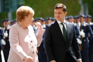 Зеленский договорился о встрече «нормандской четверки». Подготовительная встреча чиновников Германии, России, Украины и Франции пройдет 2 сентября 2019 года