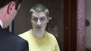 Прокуратура запросила шесть лет колонии блогеру за угрозы детям силовиков