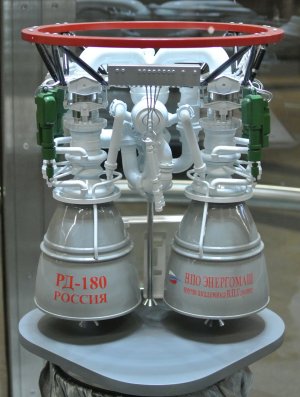Роскосмос намерен создать новую ракету класса "Союз-6". В ней используют двигатель РД-180
