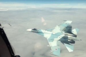 Российским ВКС предложили держаться подальше от израильских ВВС "ради собственной безопасности".