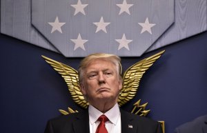 Трамп пожаловался, что ему не дают Нобелевскую премию