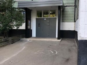 Благодаря московским активистам ОНФ отремонтирован подъезд дома в районе Царицыно