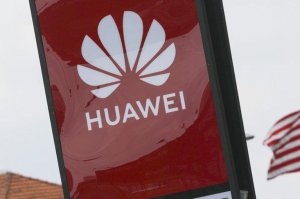 Власти США хотят выделить еще $1 млрд на замену оборудования Huawei и ZTE