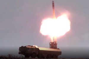 Минобороны РФ провело пуск крылатой ракеты "Оникс" из комплекса "Бастион" на Чукотке