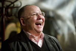 СМИ: режиссер Хейфец ударил ножом приехавшего на вызов врача скорой помощи.