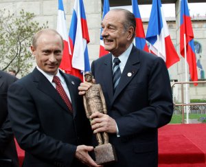 Владимир Путин прилетел в Париж на похороны Ширака.