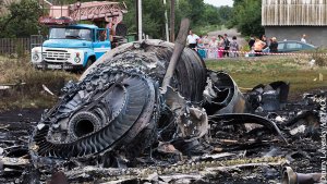 Парламент Нидерландов потребовал расследовать роль Украины в крушении МН17.