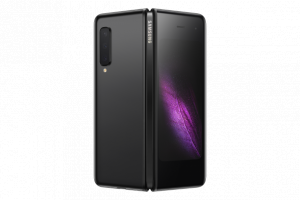 Samsung Galaxy Fold с гибким экраном поступит в продажу в России 25 октября